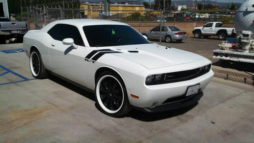 photo 1 Dodge Challenger custom wheels Versante 22x, ET , tire size X R22. x ET