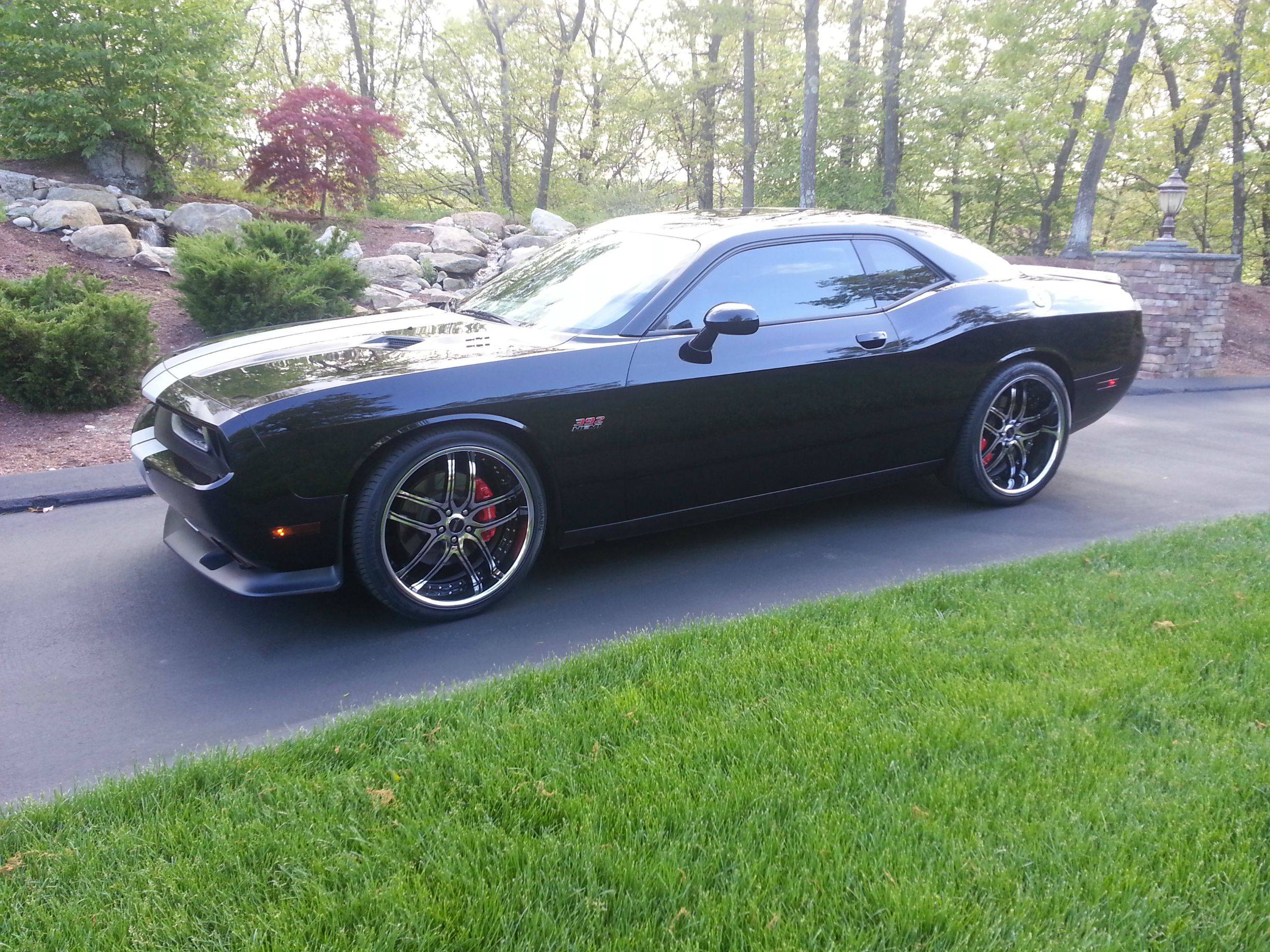 photo 3 Dodge Challenger custom wheels 22x9.0, ET , tire size 265/35 R22. 22x10.5 ET 315/30 R22