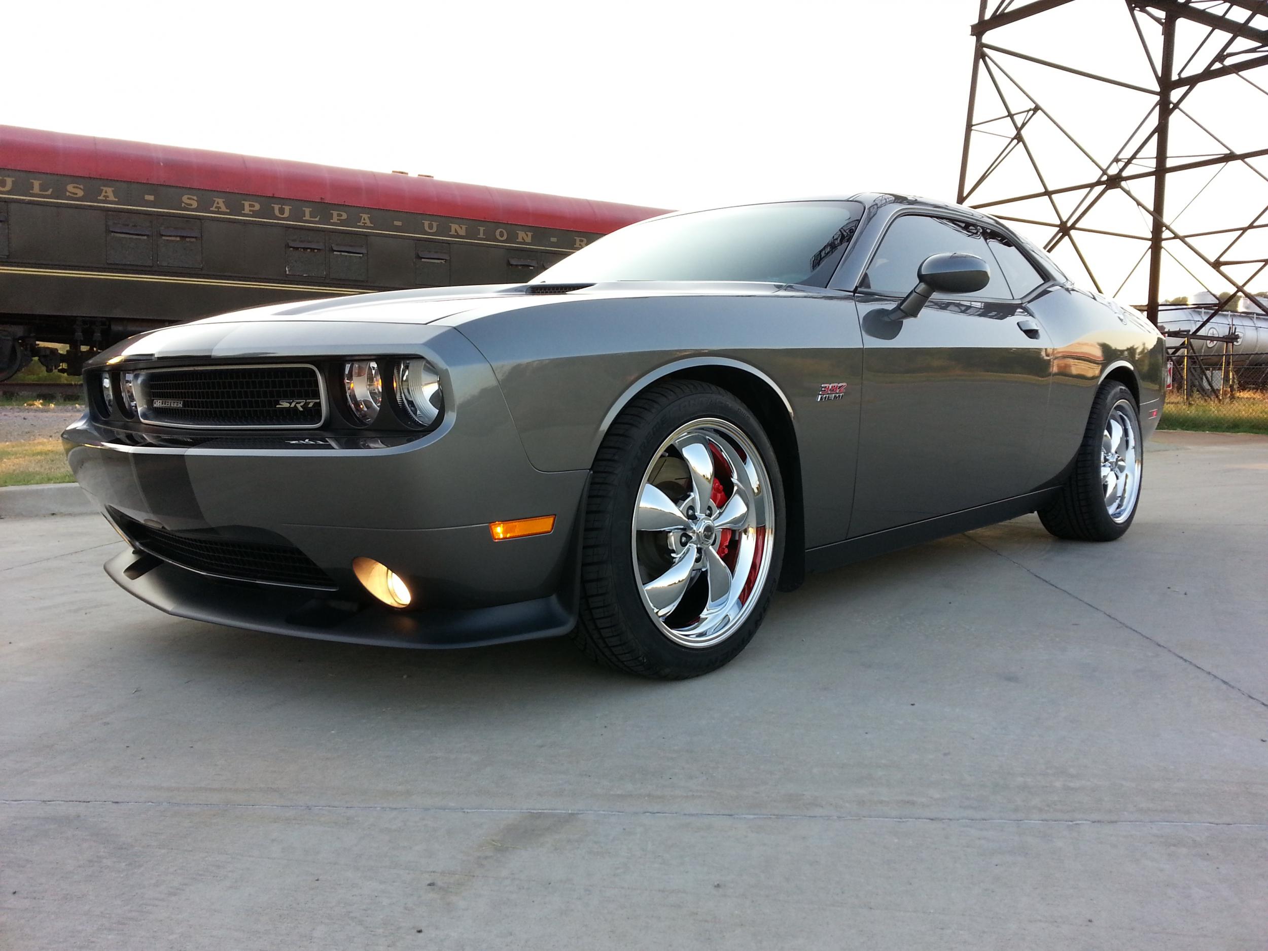 photo 1 Dodge Challenger custom wheels 20x8.5, ET +18, tire size 245/45 R20. 20x10.0 ET 275/40 R20