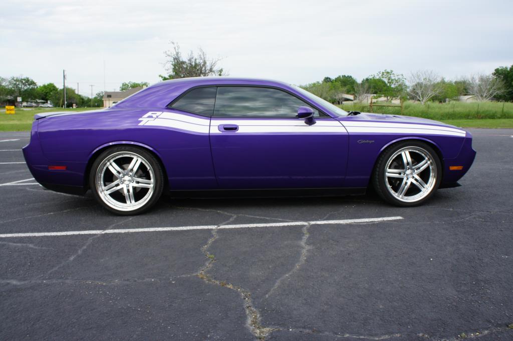 photo 2 Dodge Challenger custom wheels Vossen  22x, ET , tire size X R22. x ET 