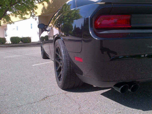 photo 2 Dodge Challenger custom wheels OEM Dodge Viper 20x10.0, ET , tire size 315/35 R20. x ET