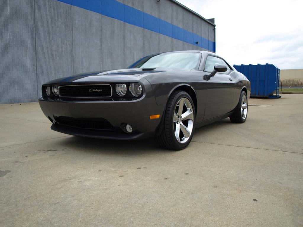 photo 1 Dodge Challenger custom wheels Sport Muscle SRT Replica 20x9.0, ET +20, tire size 275/40 R20. x ET 