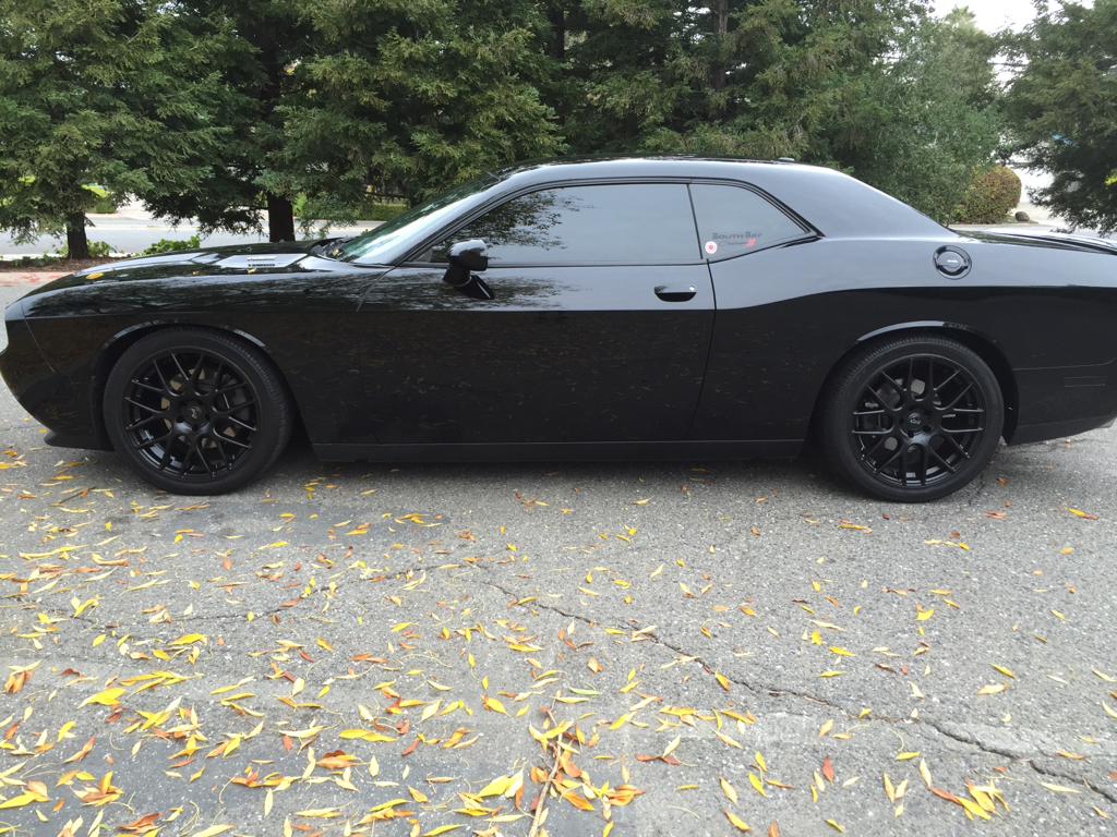 photo 3 Dodge Challenger custom wheels Niche Circuit M110 20x8.5, ET +15, tire size X R20. x ET
