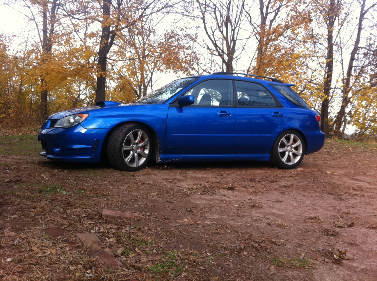 photo 3 Subaru Impreza WRX custom wheels stock  17x7.0, ET +55, tire size 215/45 R17. x ET 