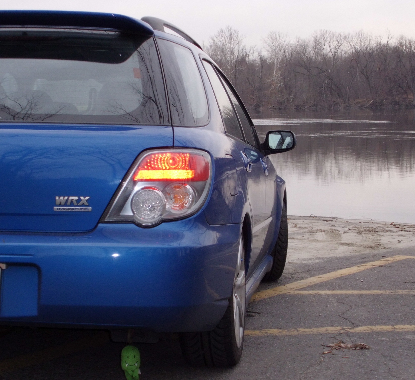 photo 6 Subaru Impreza WRX custom wheels stock  17x7.0, ET +55, tire size 215/45 R17. x ET 