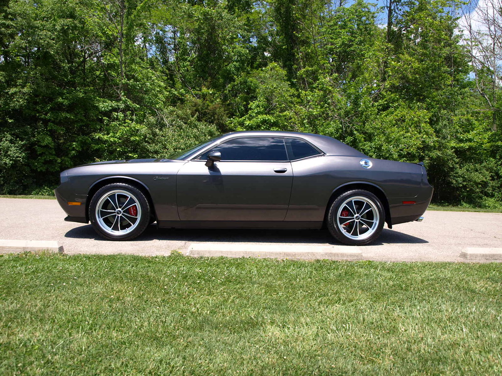photo 3 Dodge Challenger custom wheels American Racing Mach 5 20x9.0, ET +15, tire size 275/40 R20. x ET