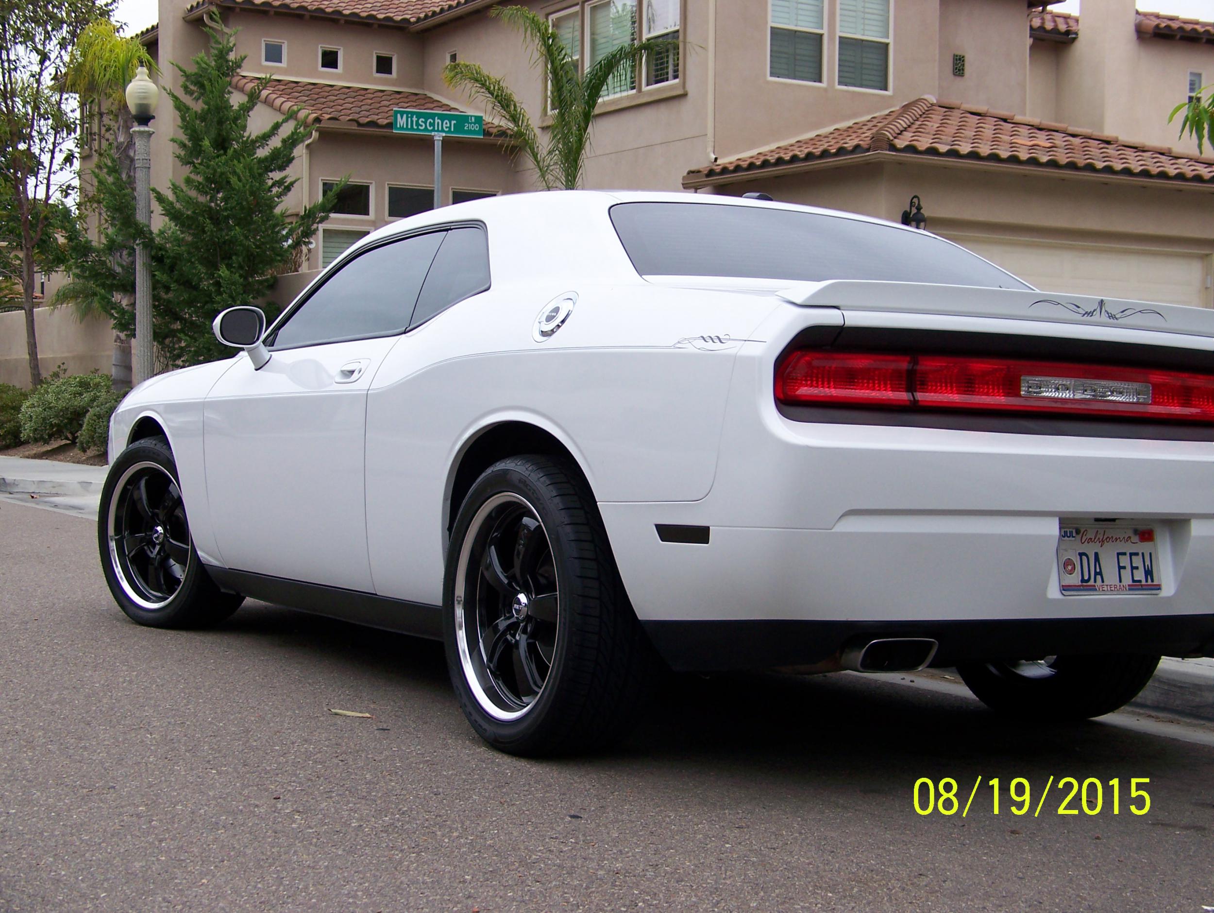 photo 2 Dodge Challenger custom wheels Mickey Thompson Street Comp 20x9.0, ET , tire size 275/40 R20. x ET 