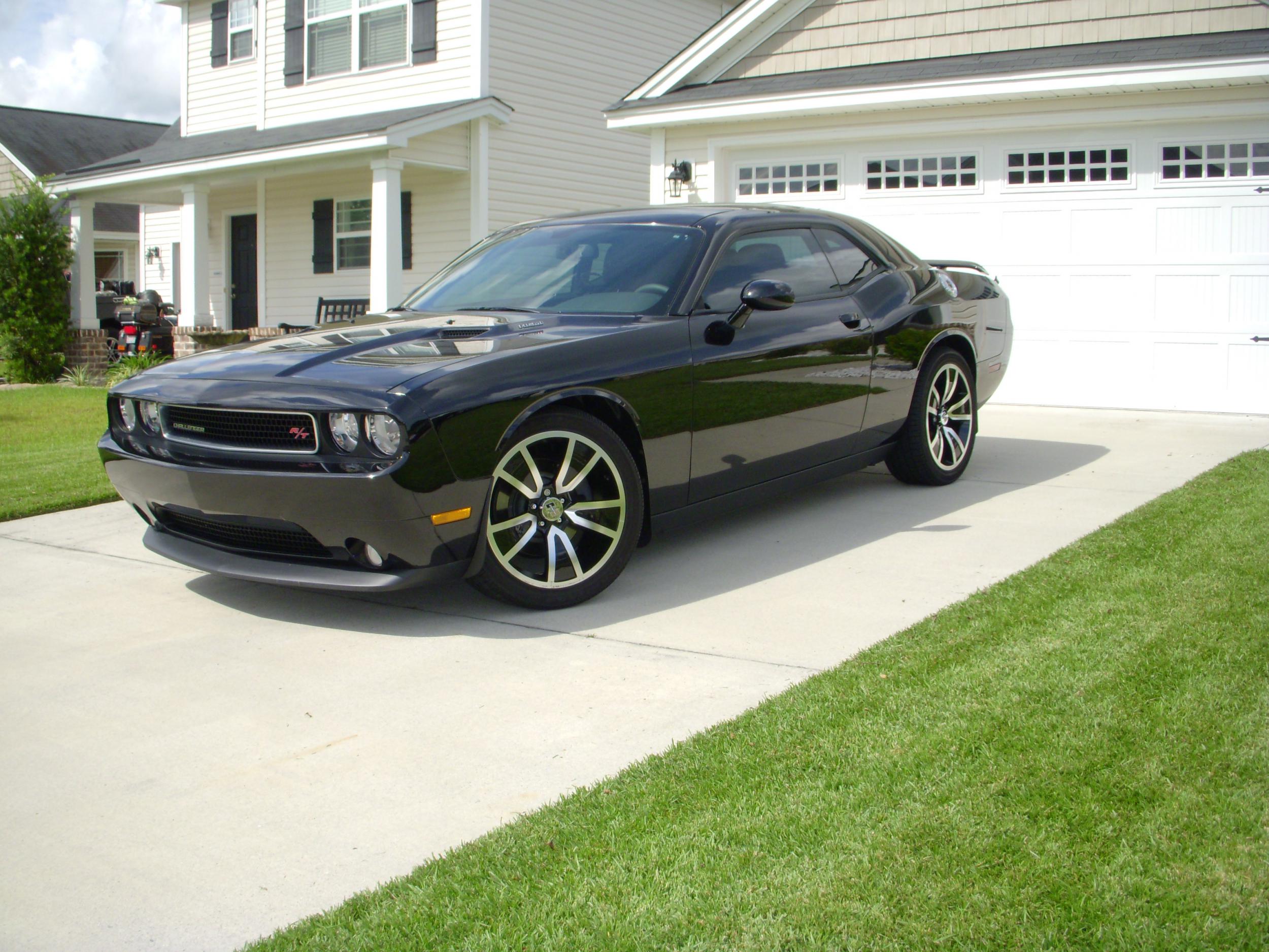 photo 1 Dodge Challenger custom wheels Hurst Shaker 20x8.5, ET +18, tire size X R20. x ET