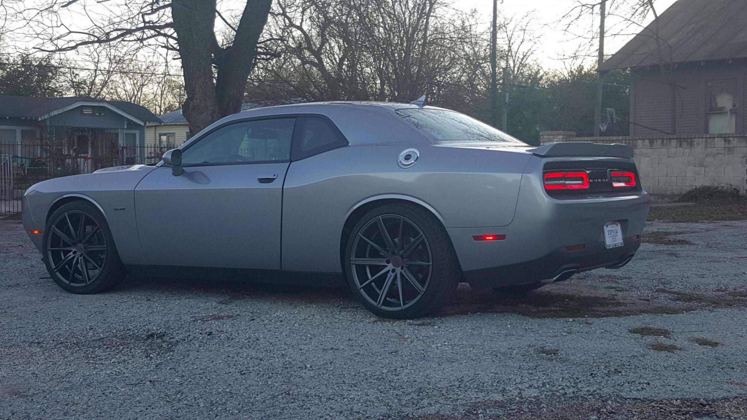 photo 2 Dodge Challenger custom wheels BD-9 22x9.0, ET , tire size 265/35 R22. 22x10.5 ET 295/30 R22