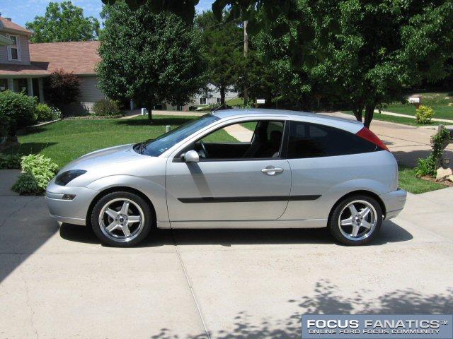 photo 2 Ford Focus custom wheels OEM Ford Racing Tuner 17x7.0, ET +42, tire size 215/45 R17. x ET 