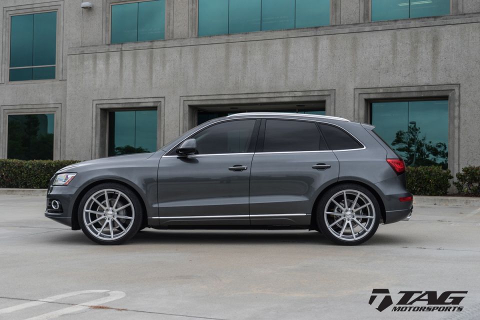 photo 1 Audi Q5 custom wheels Vossen  VFS1 22x10.5, ET , tire size X R22. x ET 