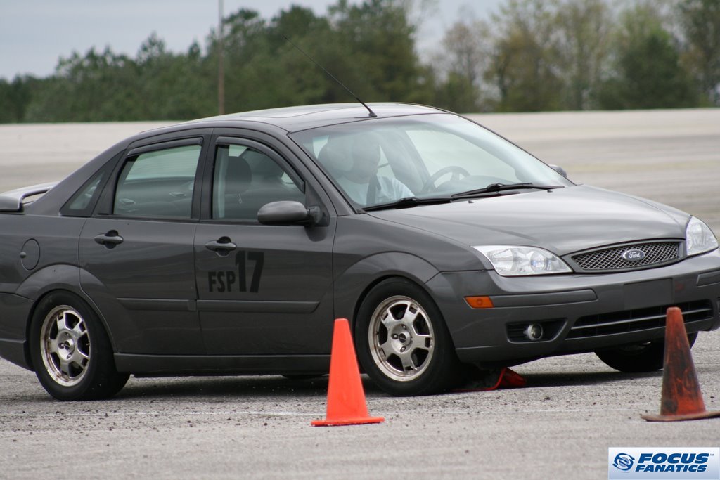 photo 1 Ford Focus custom wheels Centerline Vikings 15x, ET , tire size 235/50 R15. x ET 