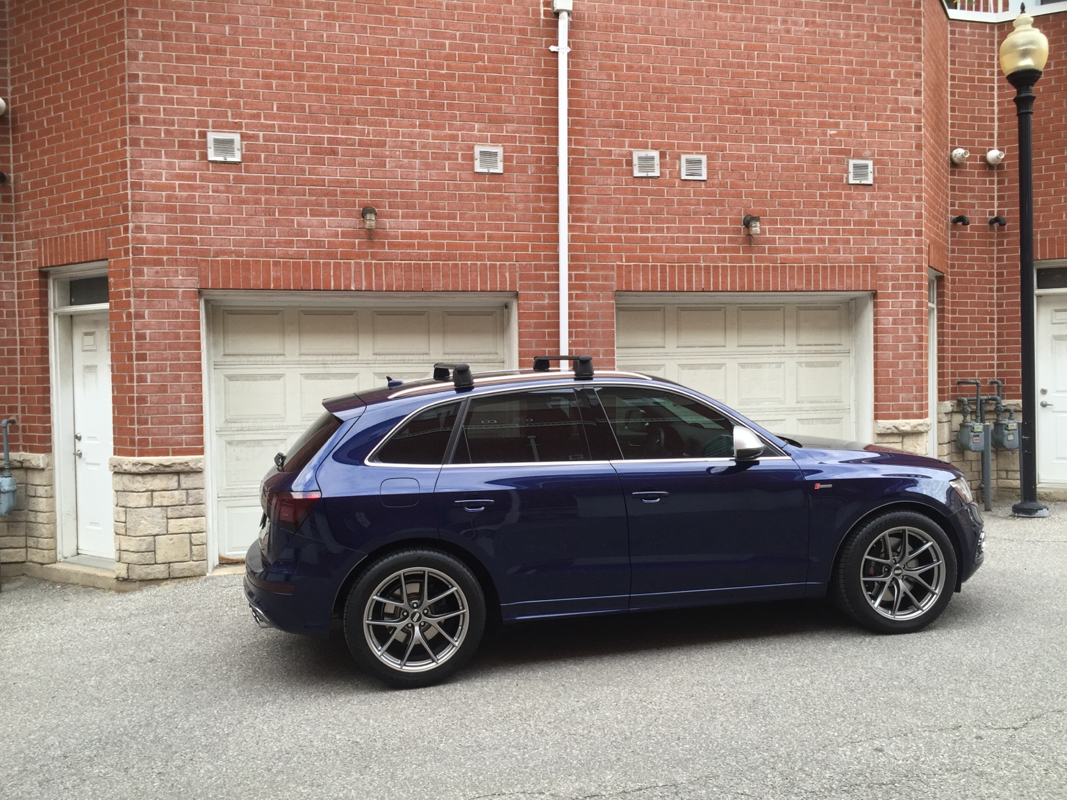photo 3 Audi Q5 custom wheels BBS Specs  20x10.0, ET +25, tire size 295/40 R20. x ET 