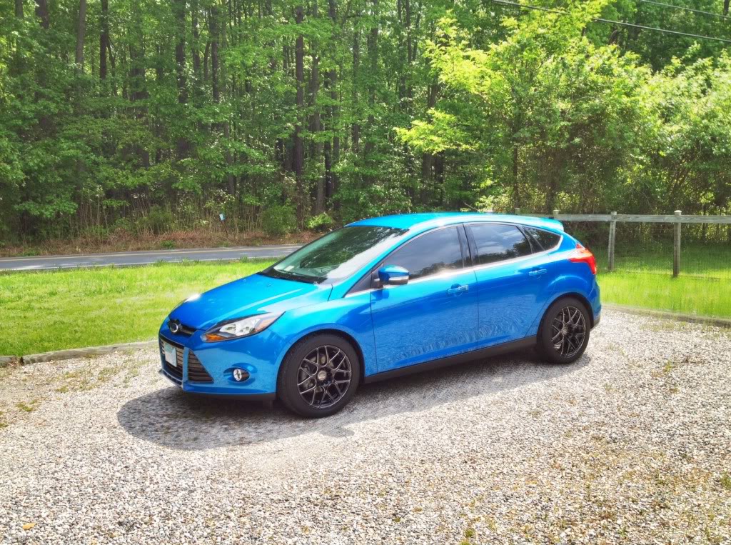 photo 1 Ford Focus custom wheels Falken RT-7M 17x7.5, ET , tire size 215/50 R17. x ET 