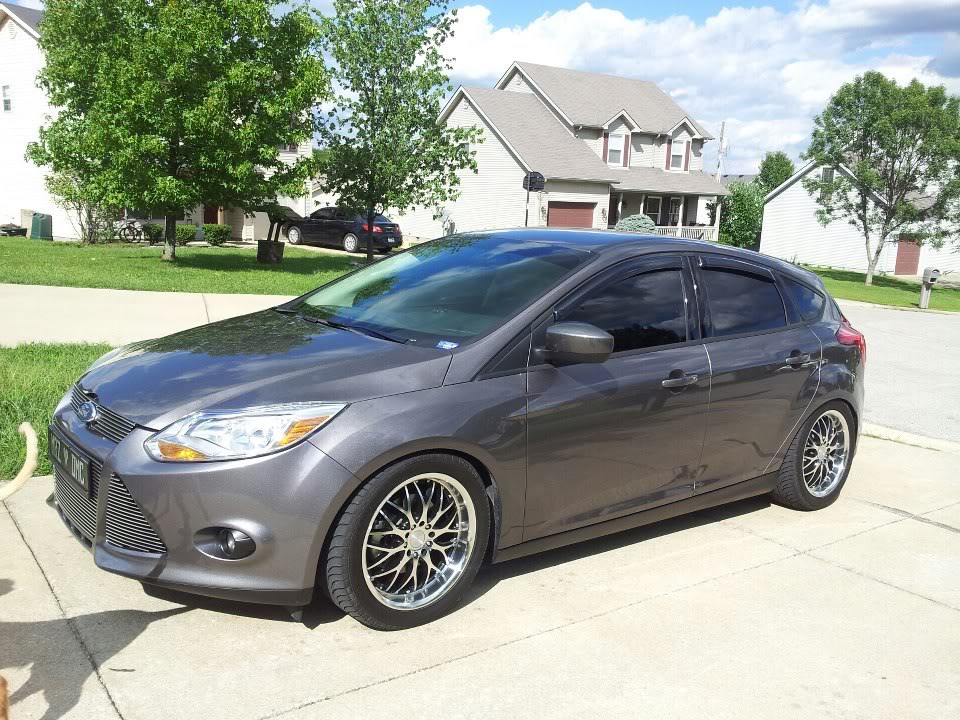 photo 1 Ford Focus custom wheels   17x7.5, ET +45, tire size 235/45 R17. x ET 