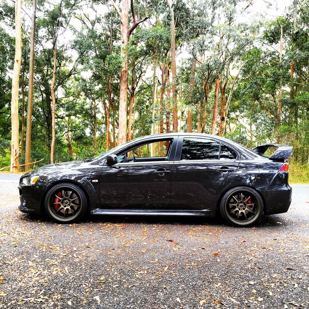 photo 3 Mitsubishi Lancer Evolution custom wheels Work D9R 19x, ET , tire size 265/30 R19. x ET 