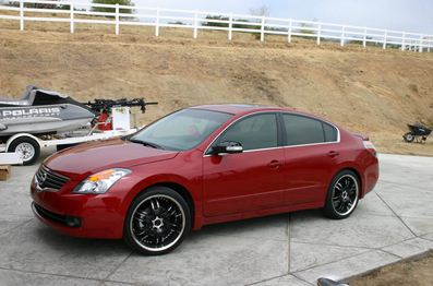 photo 3 Nissan Altima custom wheels Elite Carnal Black 20x8.5, ET +35, tire size 245/35 R20. x ET