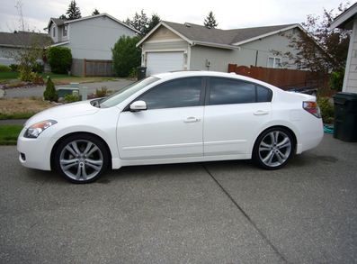photo 3 Nissan Altima custom wheels   20x, ET , tire size 245/35 R20. x ET 
