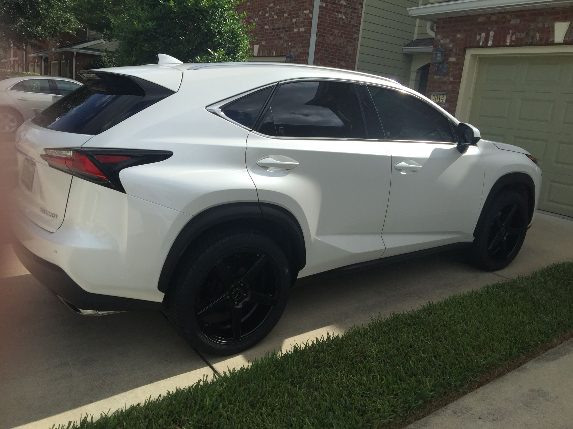 photo 2 Lexus NX 200t custom wheels KMC  20x, ET , tire size X R20. x ET 