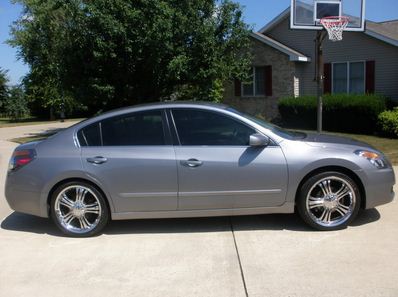 photo 1 Nissan Altima custom wheels MB Spark  20x, ET , tire size 245/35 R20. x ET 