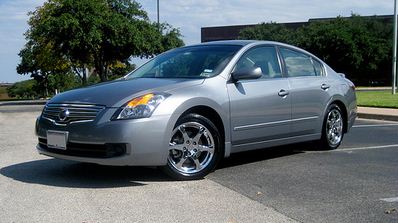 photo 1 Nissan Altima custom wheels 17x, ET , tire size 225/50 R17. x ET