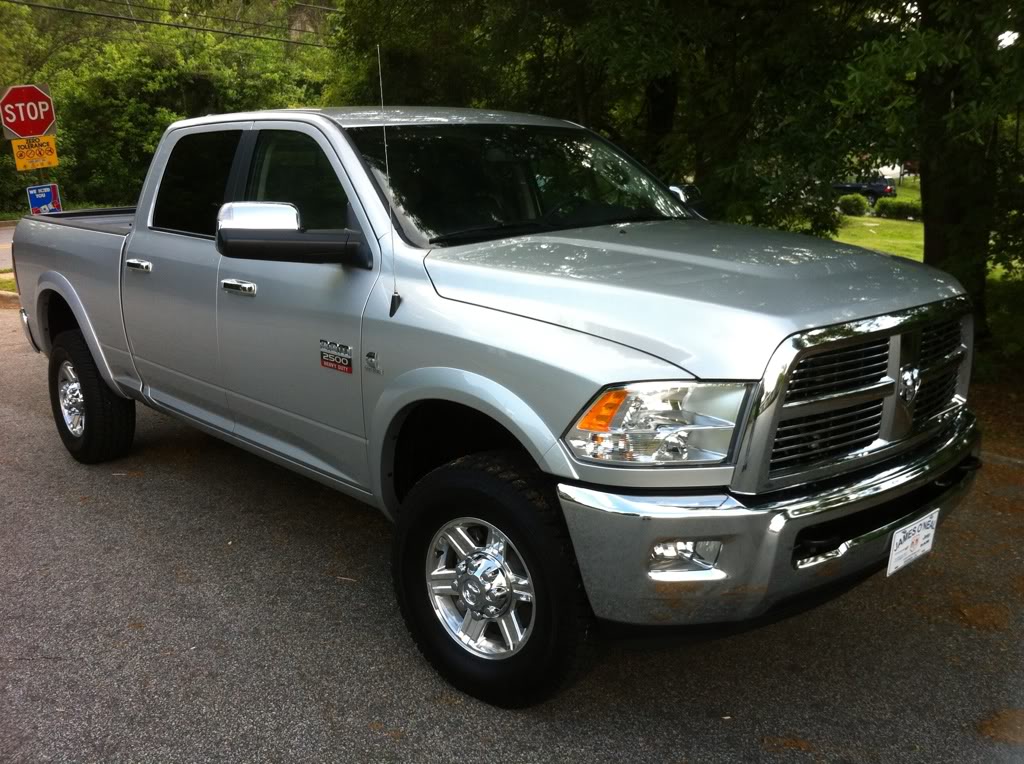 photo 2 Dodge Ram 2500 custom wheels 17x, ET , tire size 285/70 R17. x ET
