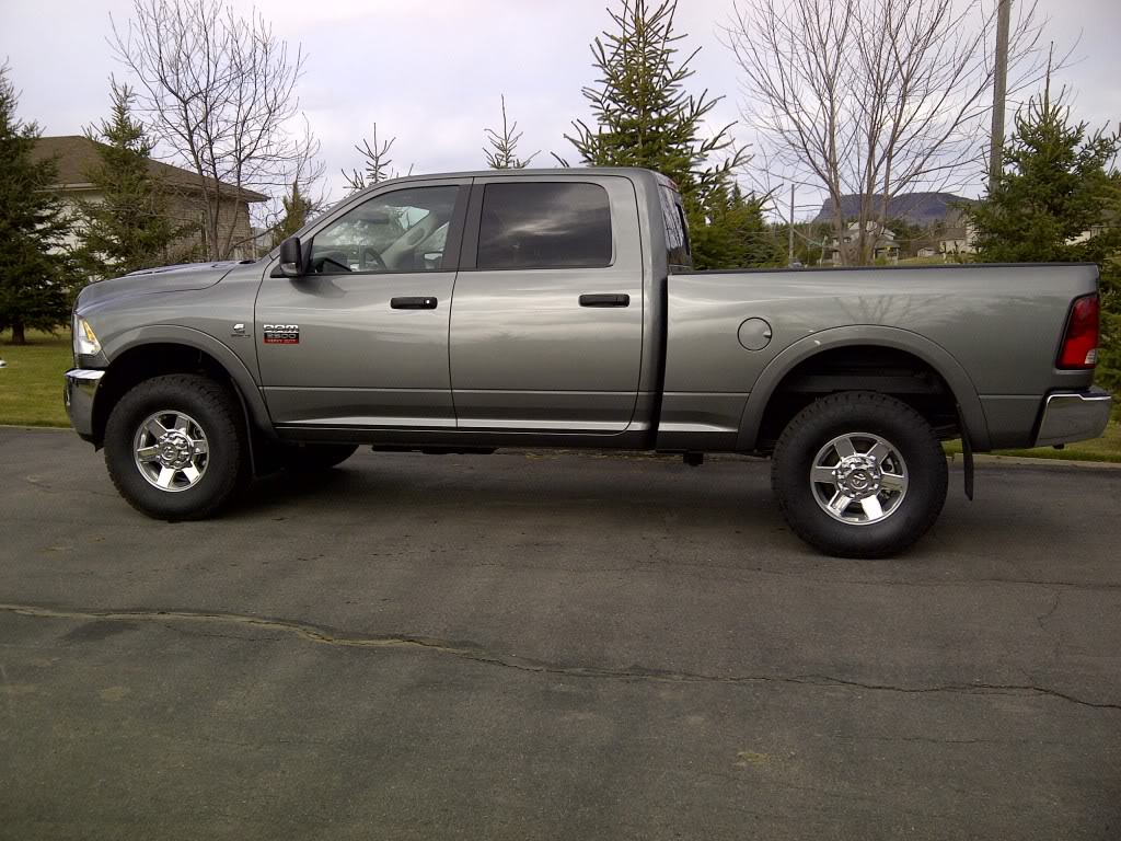 photo 2 Dodge Ram 2500 custom wheels 17x, ET , tire size 305/70 R17. x ET