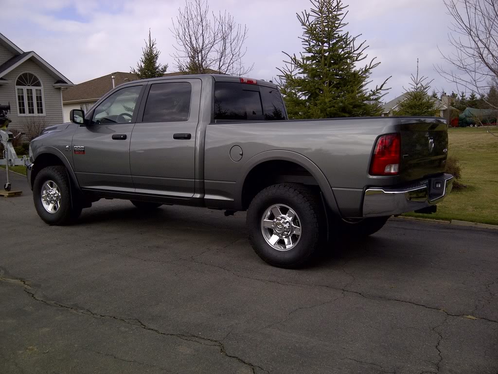 photo 3 Dodge Ram 2500 custom wheels 17x, ET , tire size 305/70 R17. x ET