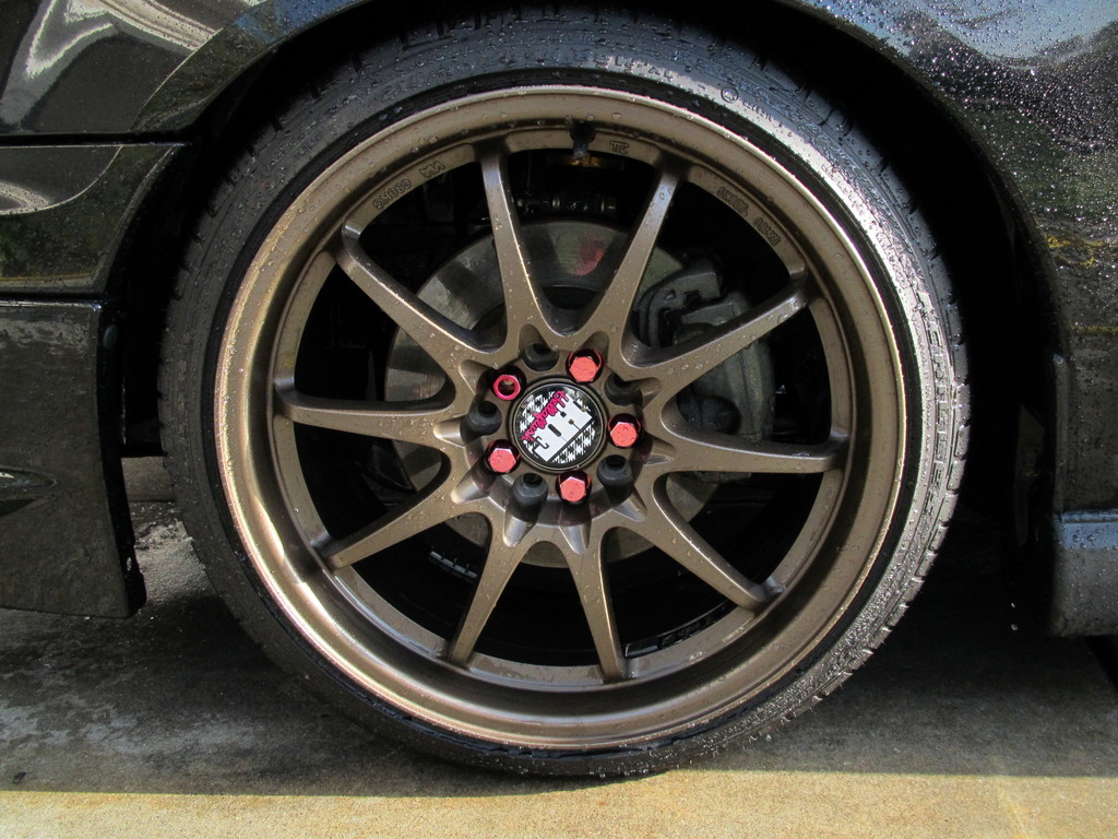 photo 5 Subaru Impreza WRX custom wheels rota  dpt 18x9.0, ET +42, tire size 215/40 R18. x ET 