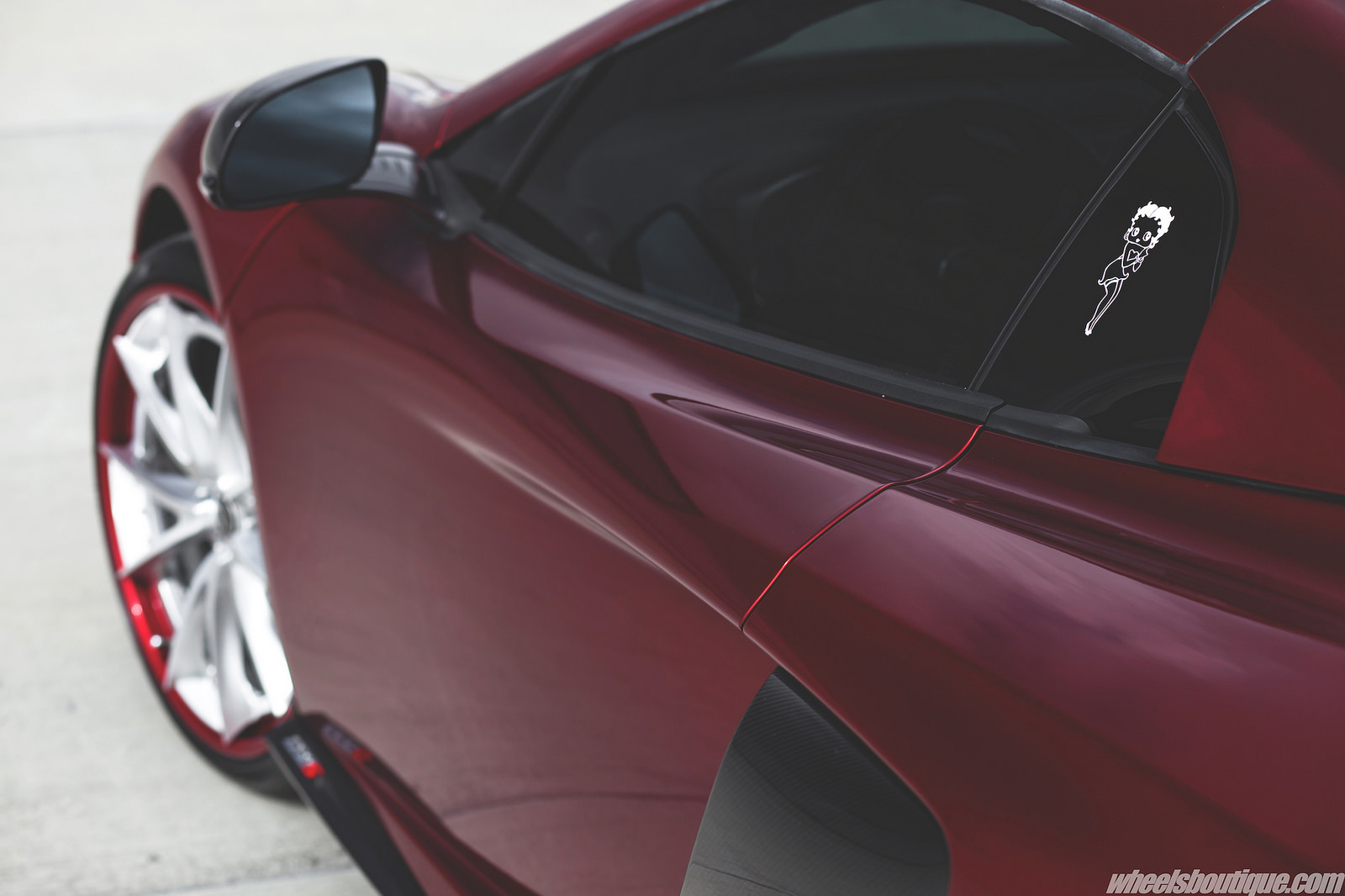 photo 3 McLaren 650S custom wheels HRE S204 20x9.0, ET , tire size 245/30 R20. 21x12.5 ET 325/25 R21