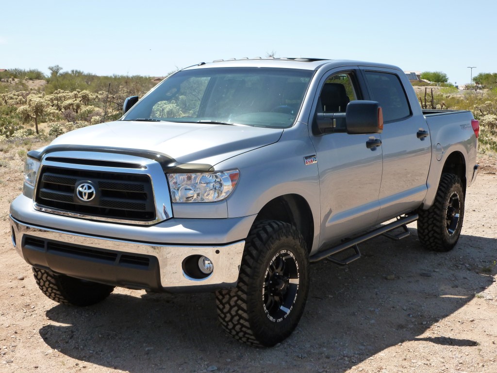 photo 1 Toyota Tundra custom wheels Ballistic Wizard 18x9.0, ET +30, tire size 295/70 R18. x ET 