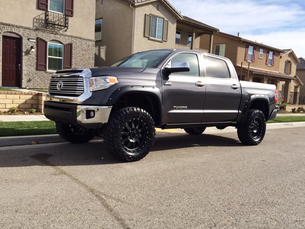 photo 1 Toyota Tundra custom wheels Method Standard 20x9.0, ET +18, tire size 315/60 R20. x ET 