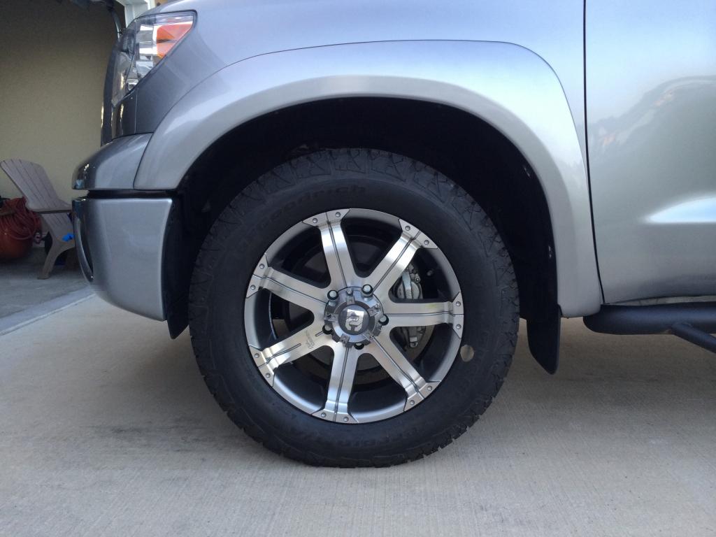 photo 1 Toyota Tundra custom wheels Dick Cepek  GM7 20x, ET , tire size 275/60 R20. x ET 