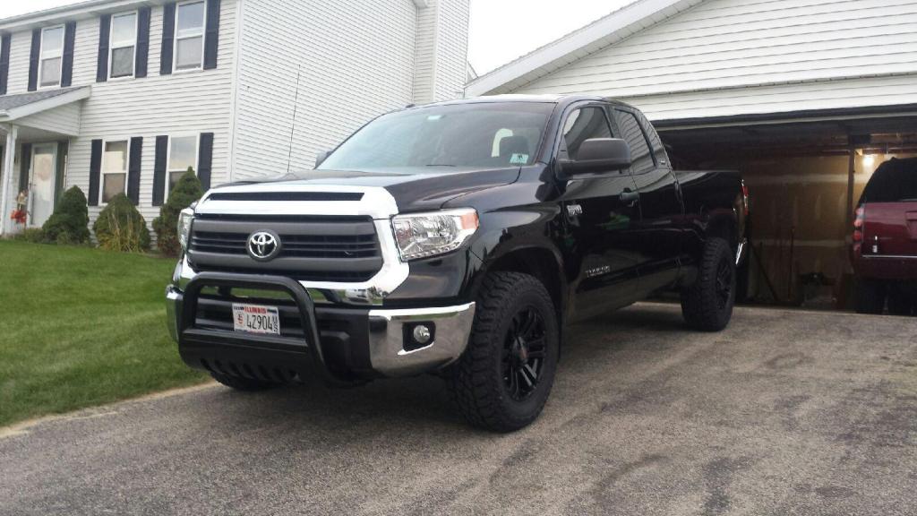 photo 1 Toyota Tundra custom wheels MB TKO 18x, ET , tire size 275/70 R18. x ET 