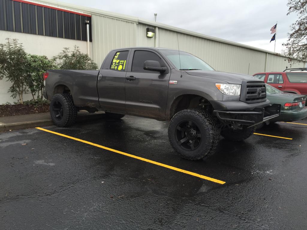 photo 1 Toyota Tundra custom wheels BS RockStar  II 20x12.0, ET -44, tire size 345/60 R20. x ET 