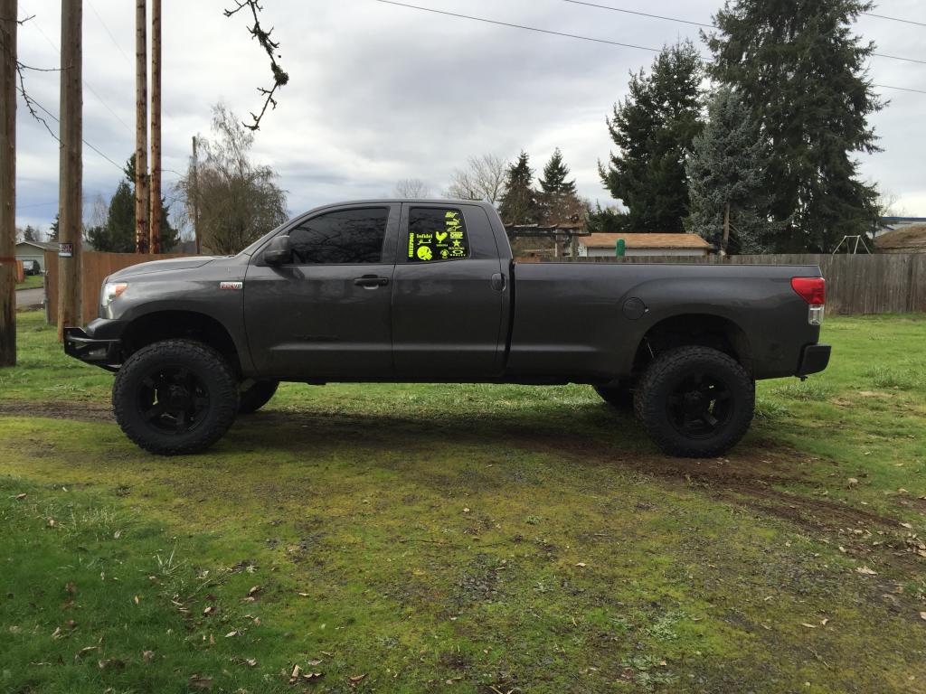 photo 3 Toyota Tundra custom wheels BS RockStar  II 20x12.0, ET -44, tire size 345/60 R20. x ET 