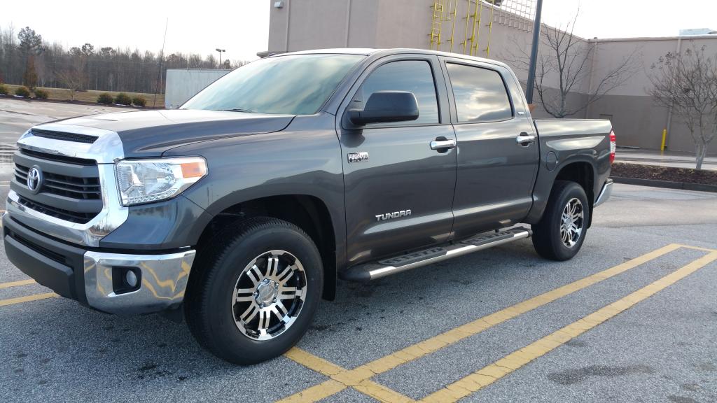 photo 2 Toyota Tundra custom wheels Vision Warrior 375 18x8.0, ET +25, tire size 255/70 R18. x ET 