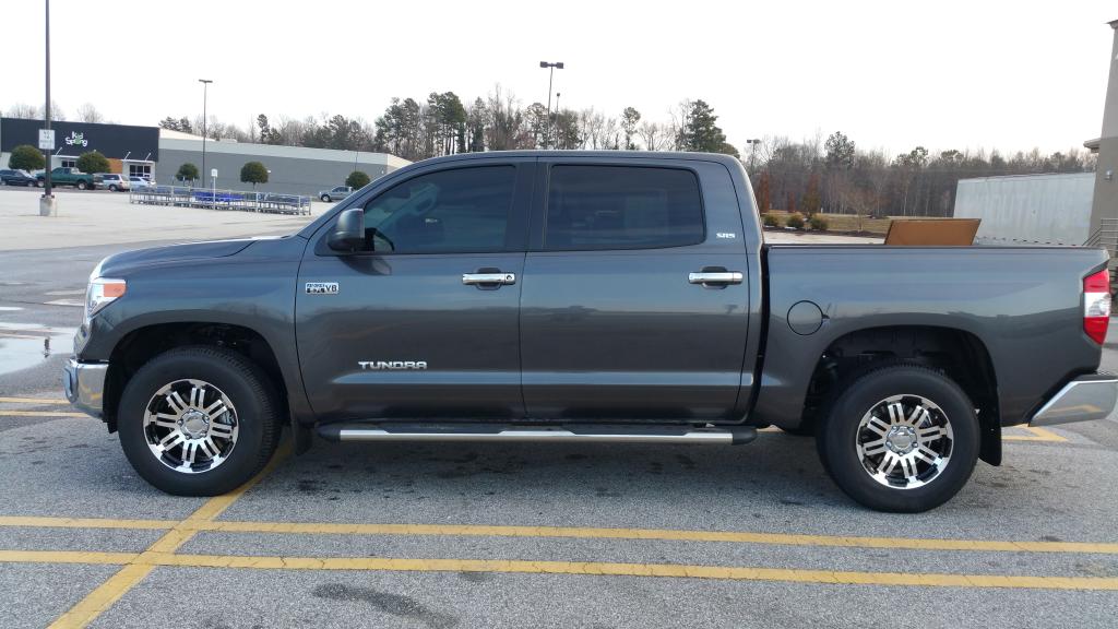photo 4 Toyota Tundra custom wheels Vision Warrior 375 18x8.0, ET +25, tire size 255/70 R18. x ET 