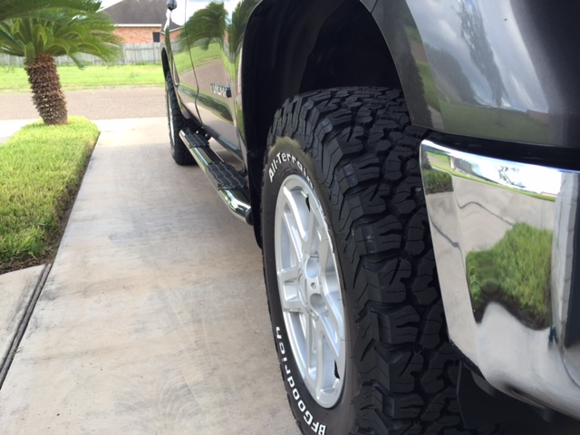 photo 3 Toyota Tundra custom wheels   18x, ET , tire size 275/70 R18. x ET 