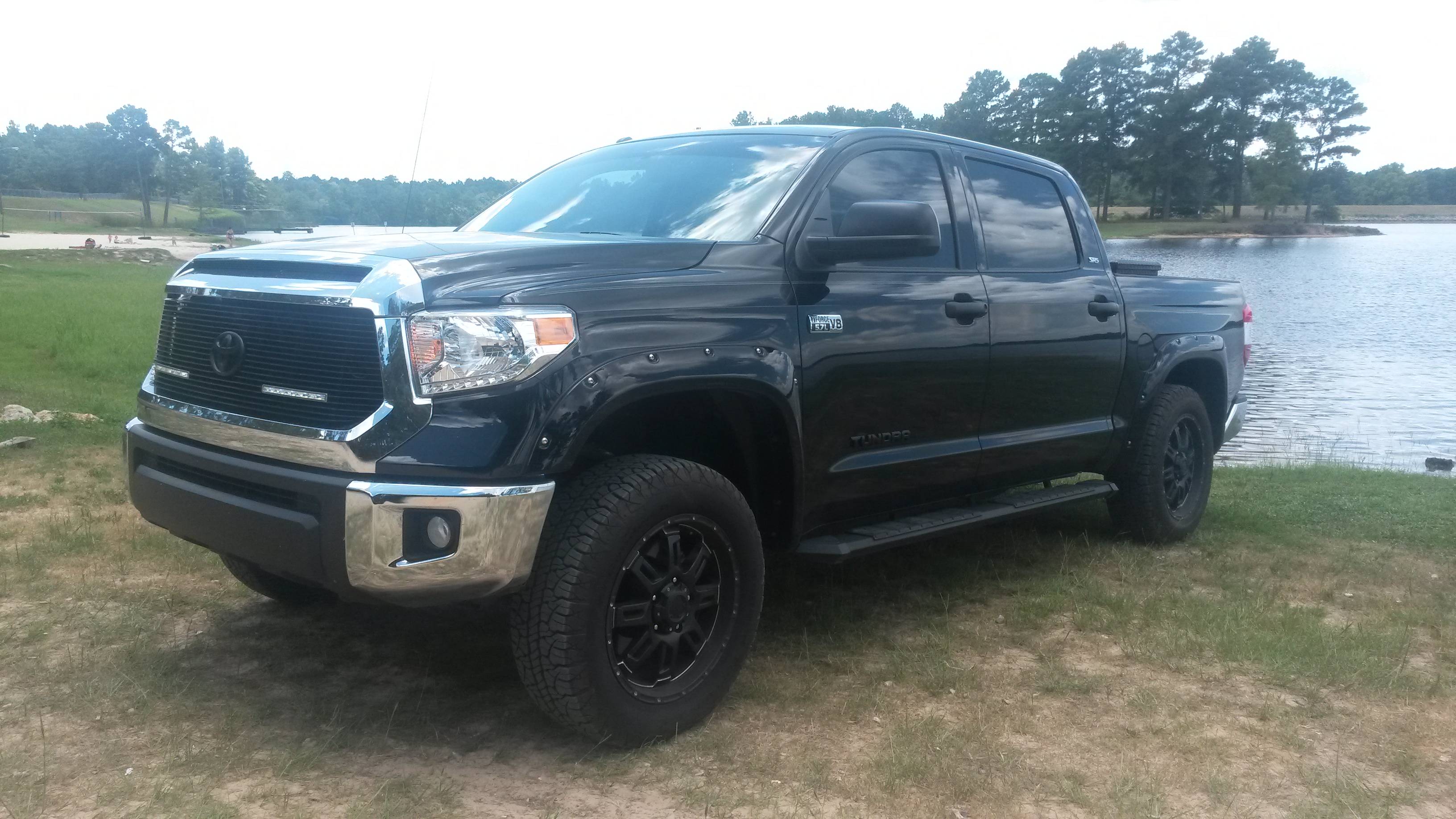 photo 1 Toyota Tundra custom wheels   20x, ET , tire size 275/60 R20. x ET 