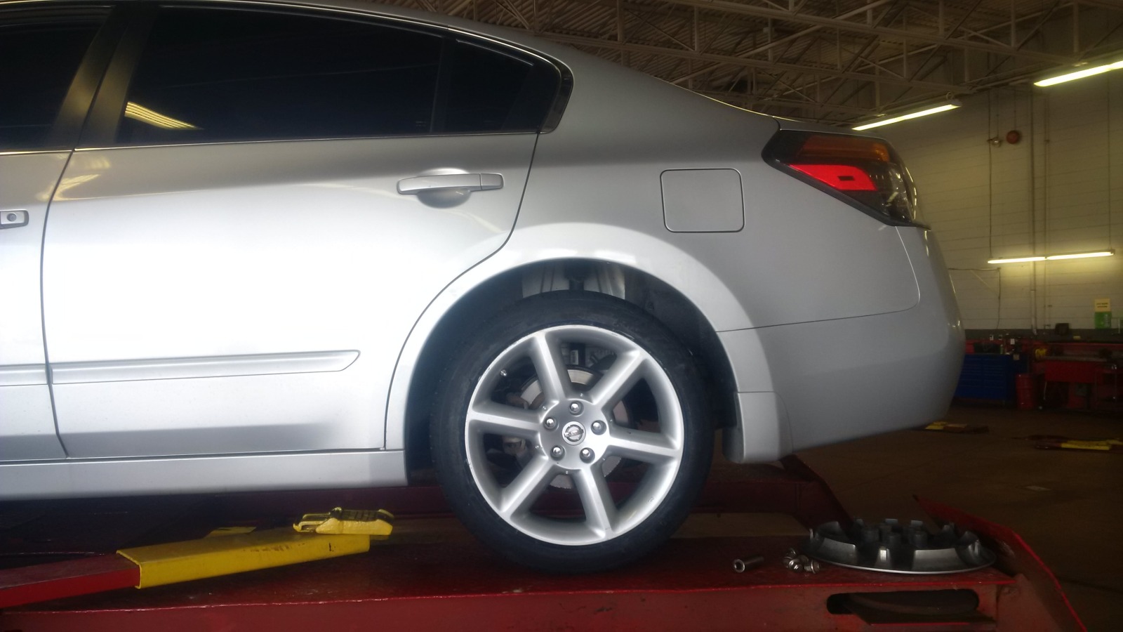 photo 1 Nissan Altima custom wheels 18x8.0, ET , tire size 225/45 R18. x ET