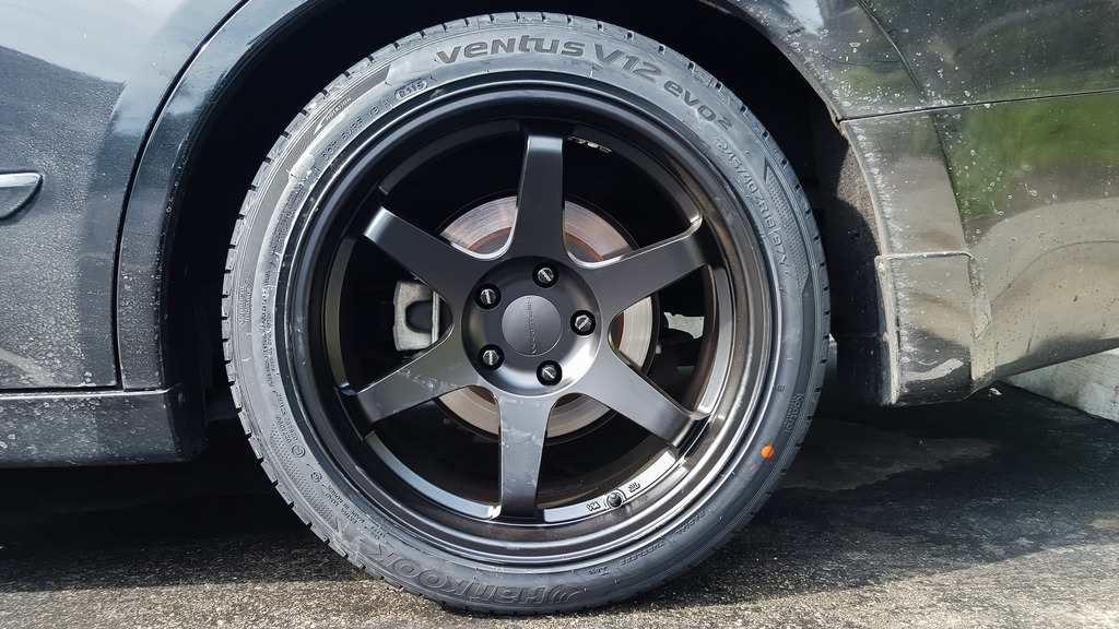 photo 1 Nissan Altima custom wheels Varrstoen  ES2 18x9.5, ET +30, tire size 245/40 R18. x ET 
