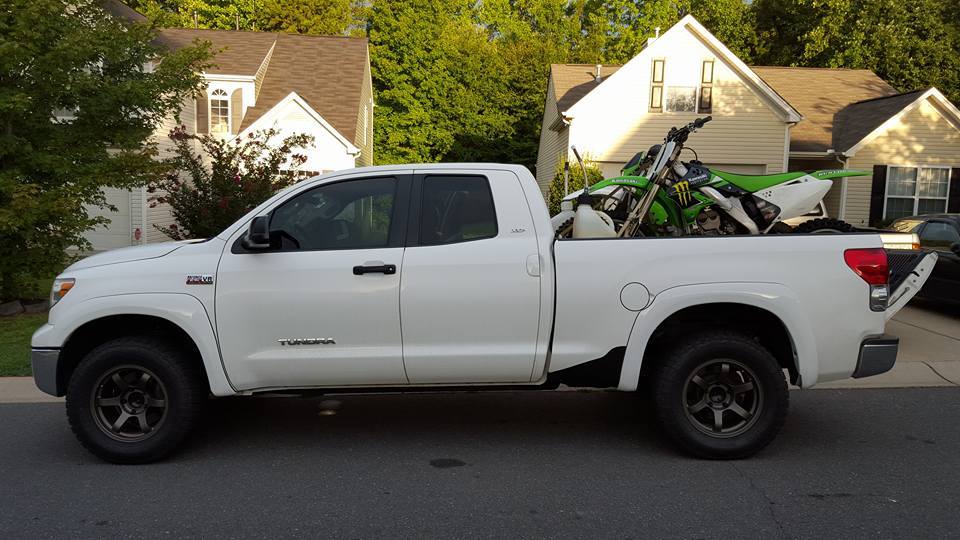photo 2 Toyota Tundra custom wheels FN BFD 18x9.0, ET , tire size 305/60 R18. x ET 