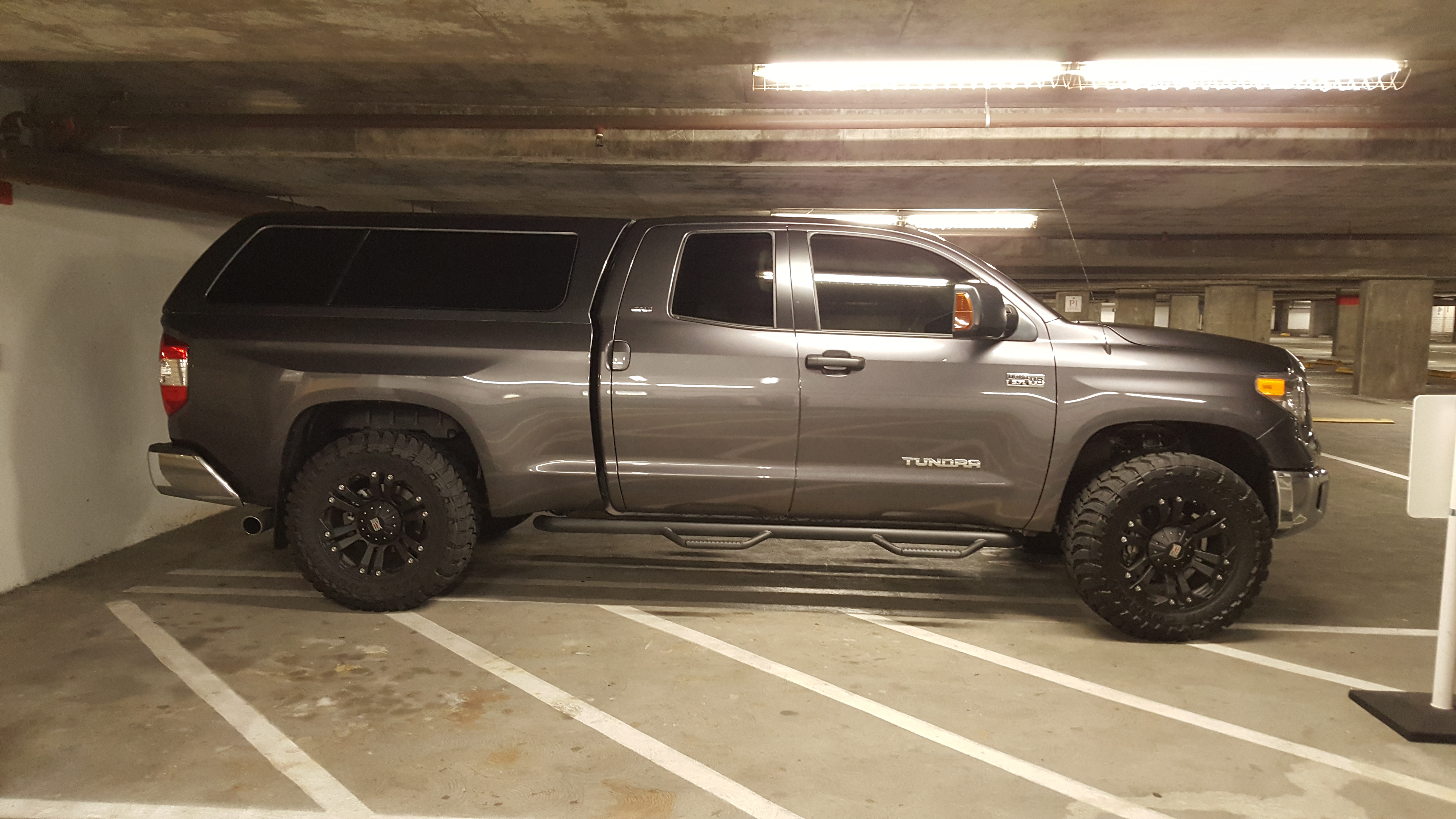 photo 1 Toyota Tundra custom wheels XD Monster 20x9.0, ET +18, tire size 315/60 R20. x ET 