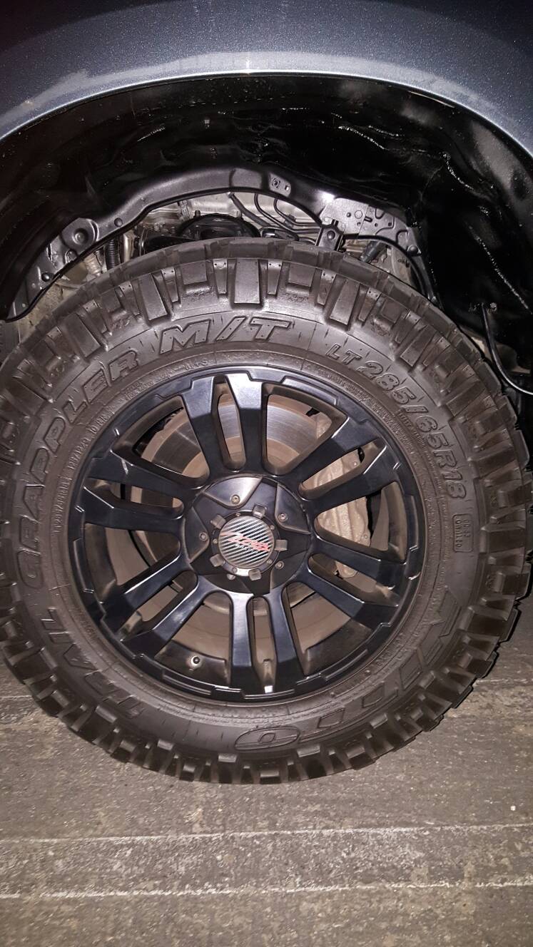 photo 2 Toyota Tundra custom wheels   18x, ET , tire size 285/65 R18. x ET 