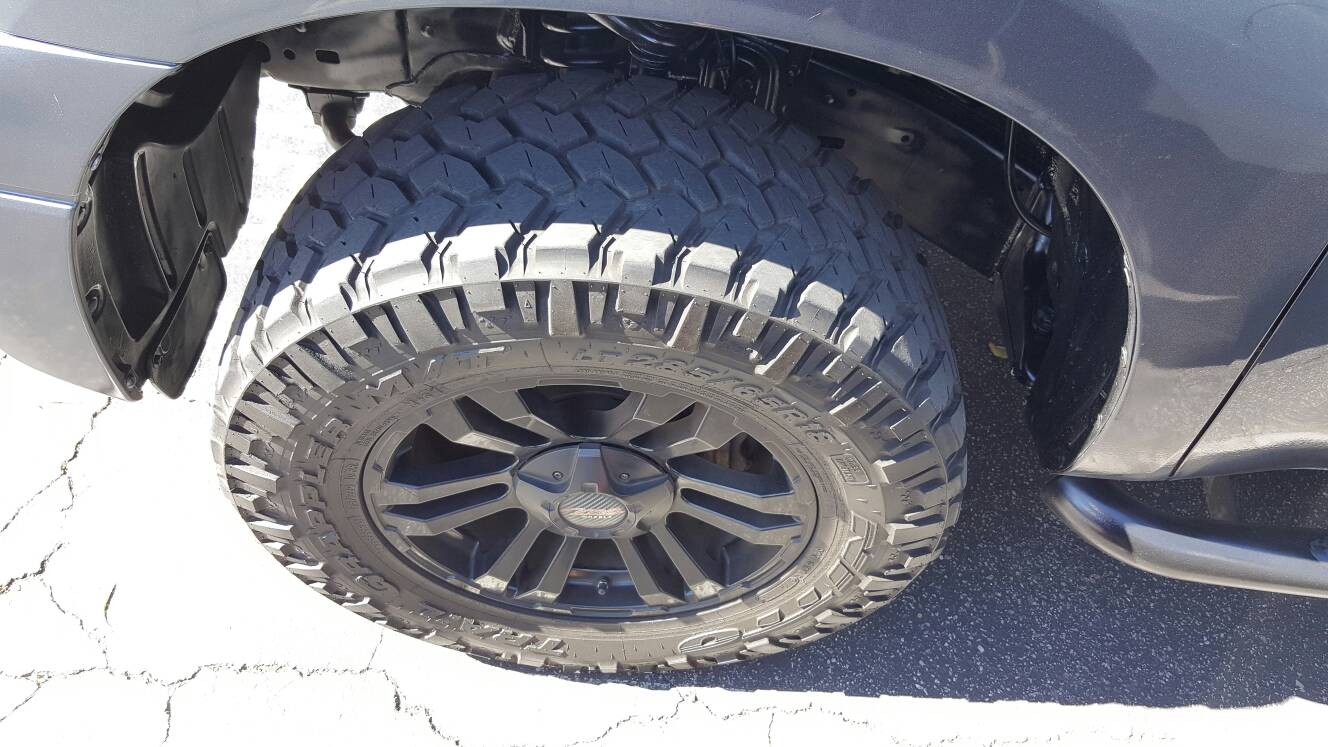 photo 1 Toyota Tundra custom wheels   18x, ET , tire size 285/65 R18. x ET 