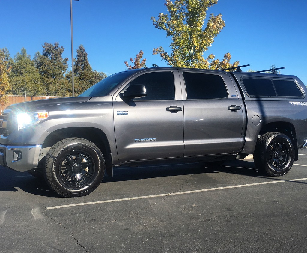 photo 1 Toyota Tundra custom wheels Ultra Gauntlet 18x, ET , tire size X R18. x ET 