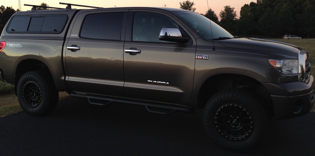photo 3 Toyota Tundra custom wheels Method Grid 18x, ET +18, tire size 285/70 R18. x ET