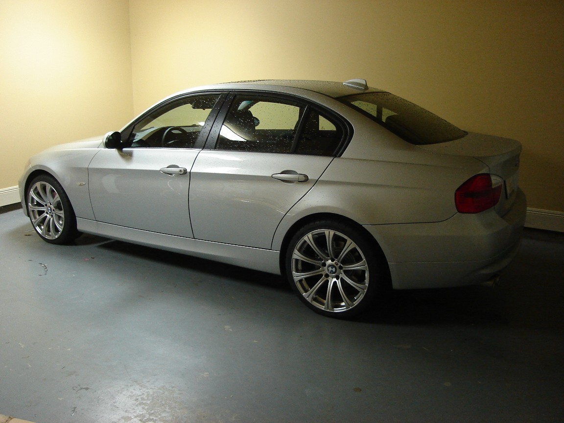 photo 3 BMW 325 custom wheels OEM BMW E60 M5 19x8.5, ET , tire size X R19. 19x9.5 ET 