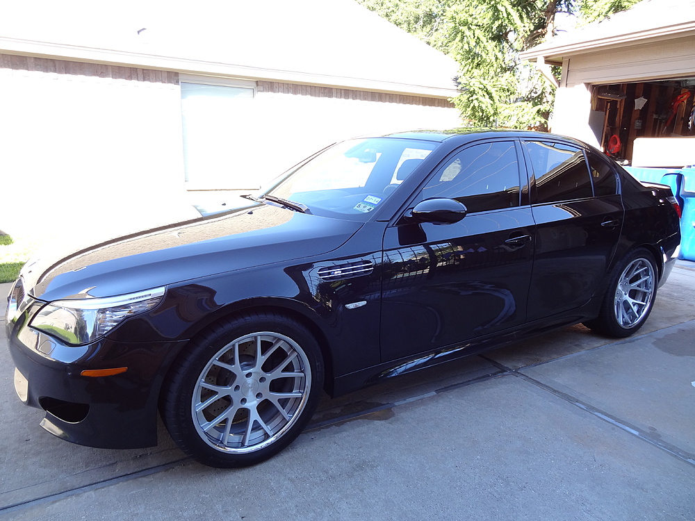 photo 2 BMW M5 custom wheels OEM 20x, ET , tire size X R20. x ET